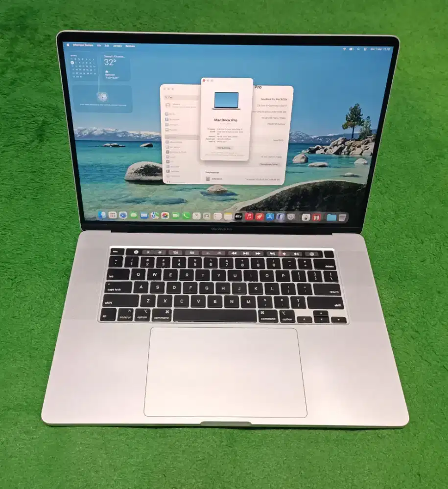 MacBook Pro 2019 16inch i7 16/512 Silver Touchbar Dual VGA Mulus Murah
