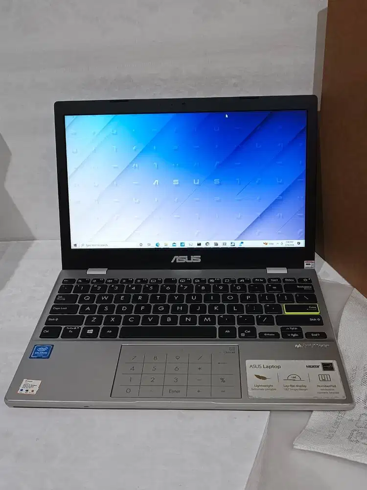 Laptop Asus Murah!! Asus E210MA Celeron N4020 Ram 4Gb SSD 256Gb 12inc
