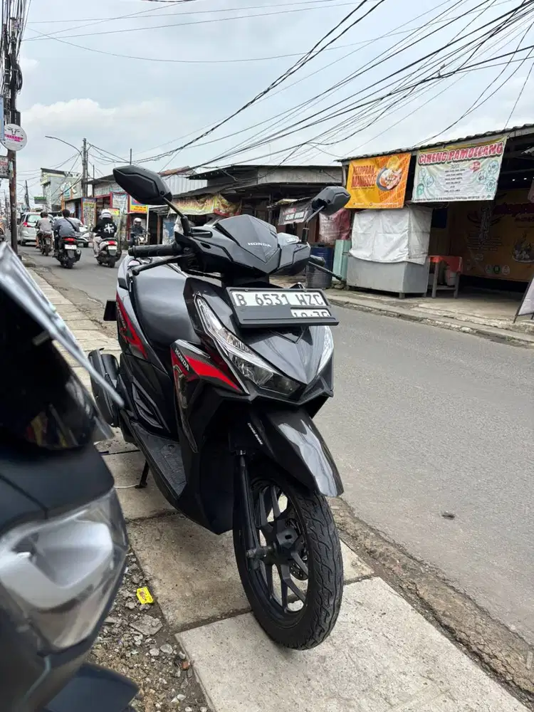 B - HONDA VARIO 125 PAJAK PANJANG GOOD CONDITION