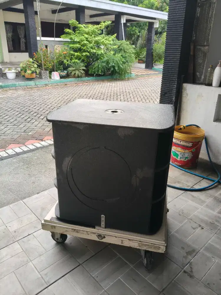 speaker subwoofer turbosound m18b 2200watt aktif audio soundsystem