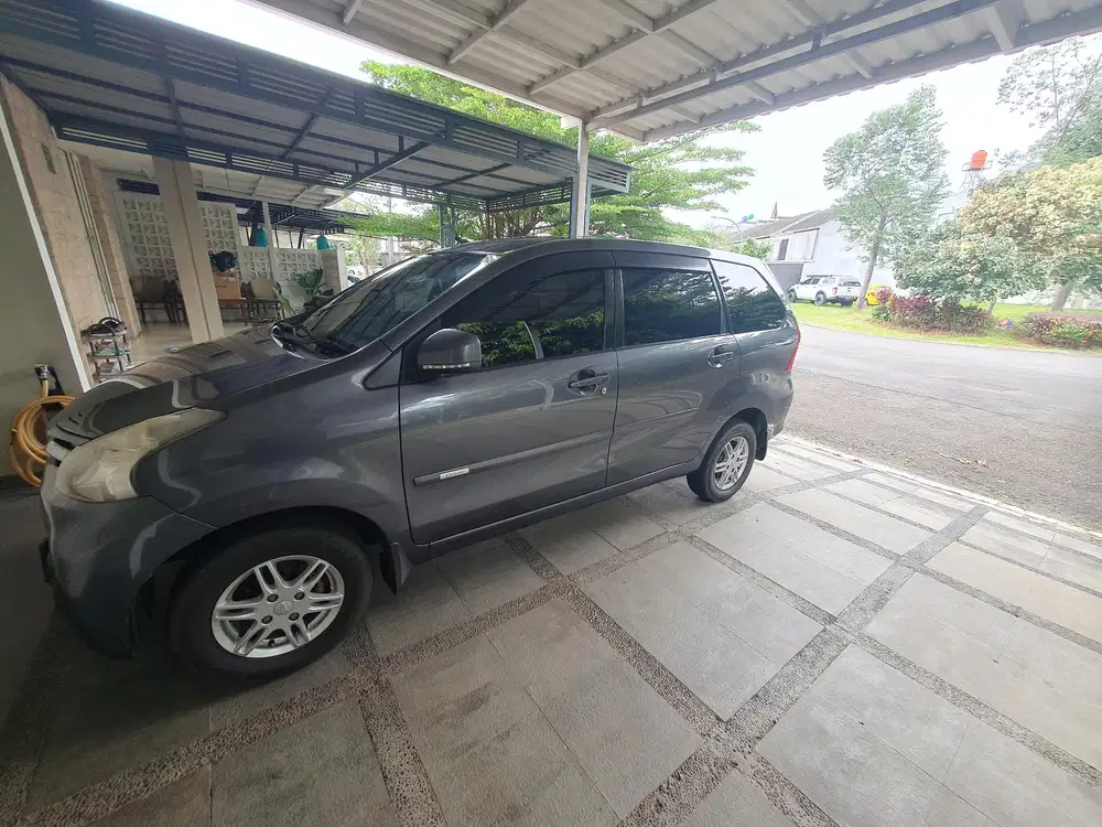 Daihatsu Xenia 2013 Bensin