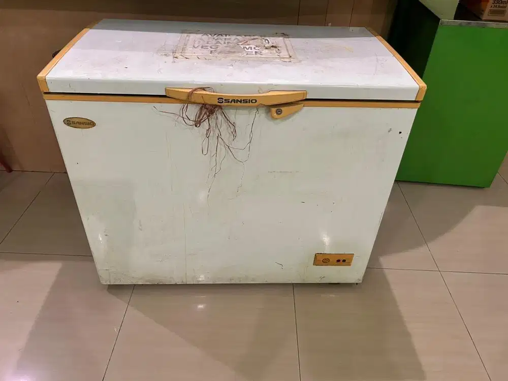 Perlengkapan dapur cafe atau restaurant