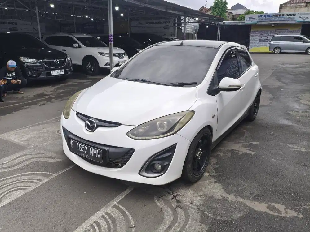 DP 5 JT MAZDA 2 HB R 1.5 MATIC 2012