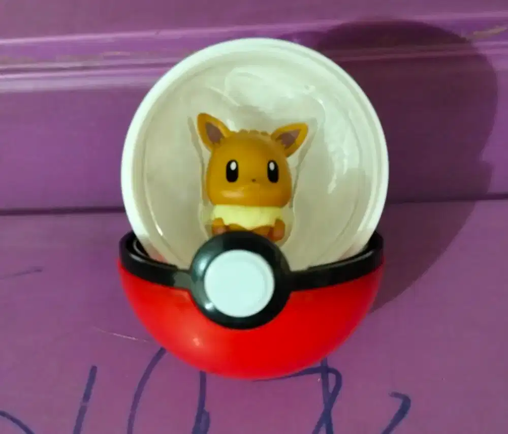 Pokeball Toys - Eevee