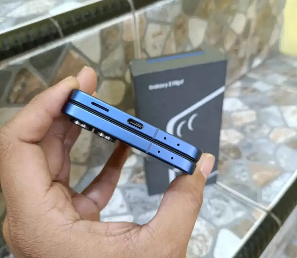 SAMSUNG Z FLIP 7 5G RAM 12/255 GB ORIGINAL SEIN NORMAL FULLSHET