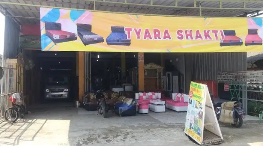 Ruko + Gudang Area Potensial di Rengasdengklok Jual Sewa