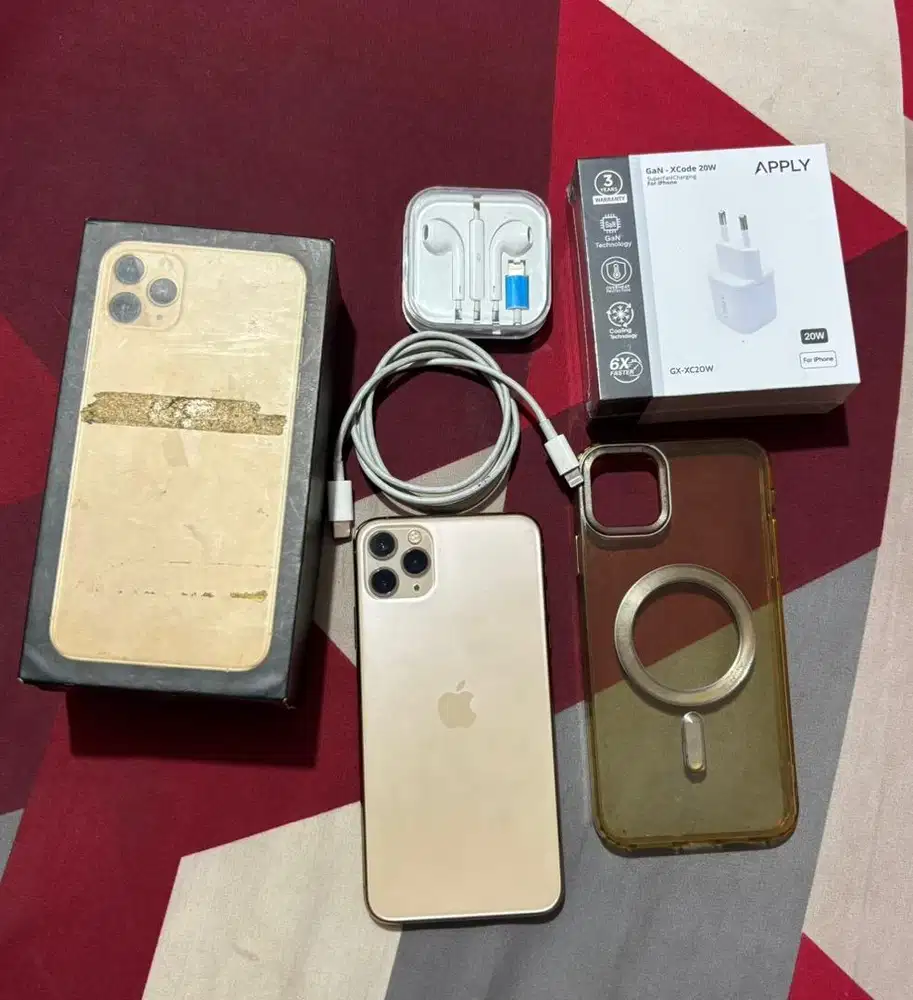 iPhone 11 Promax 64 Gb Gold Inter