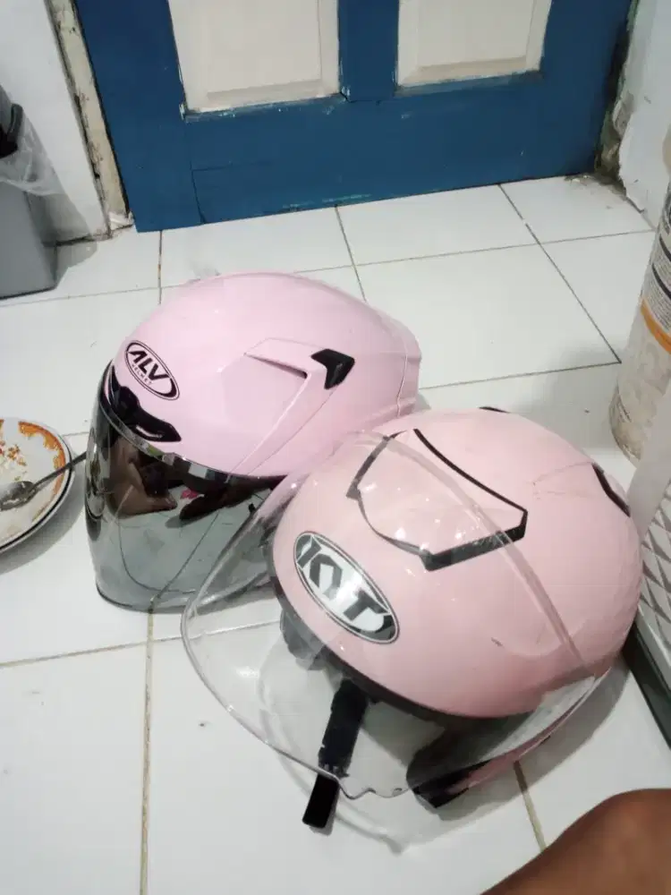 helm kyt kyuto dan Alv ultron