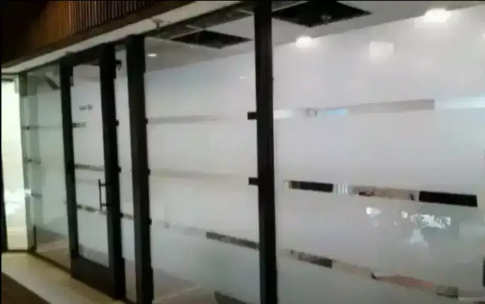 Segera hubungi kami utk bermacam macam stiker sanblas&kaca film