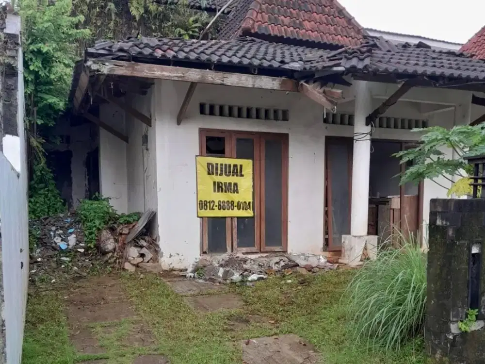 Rumah luas 2 lantai di Tatya Asri Sentul