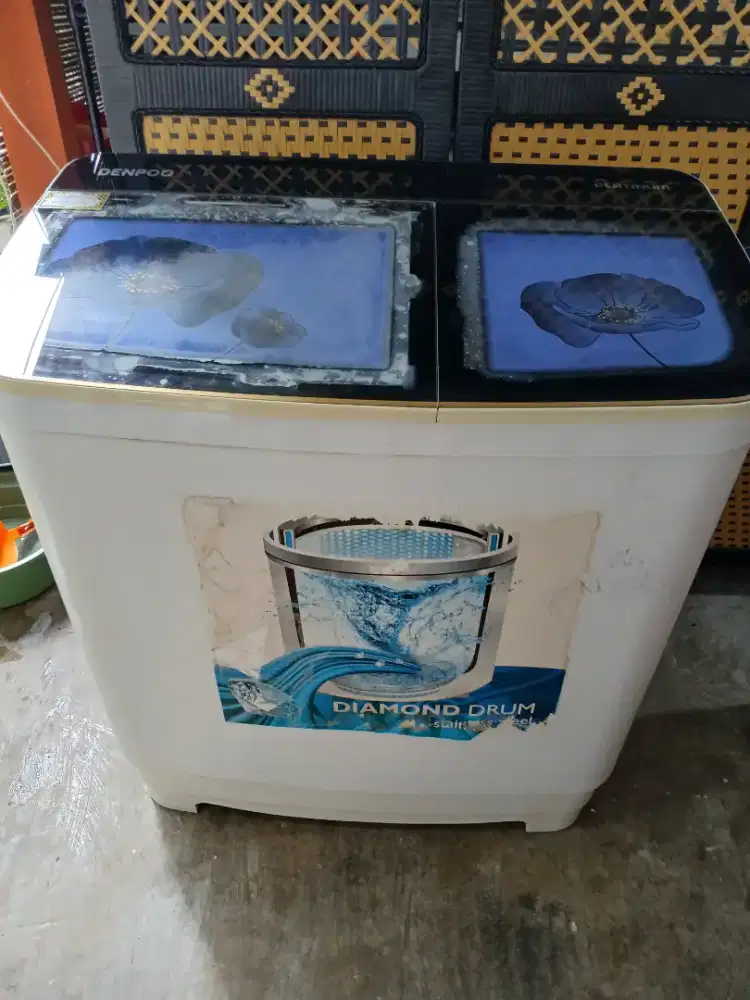 Mesin cuci Denpo 9kg DW-9893K