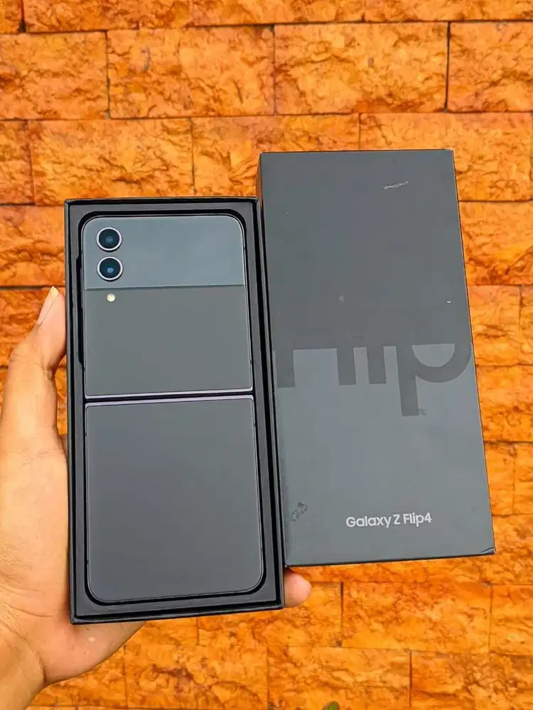 Samsung Z Flip 4 5G 8/256 GB