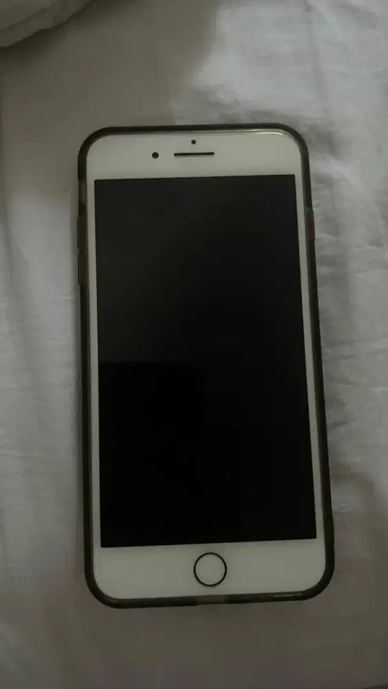 Dijual cepat Iphone 7+ 128GB