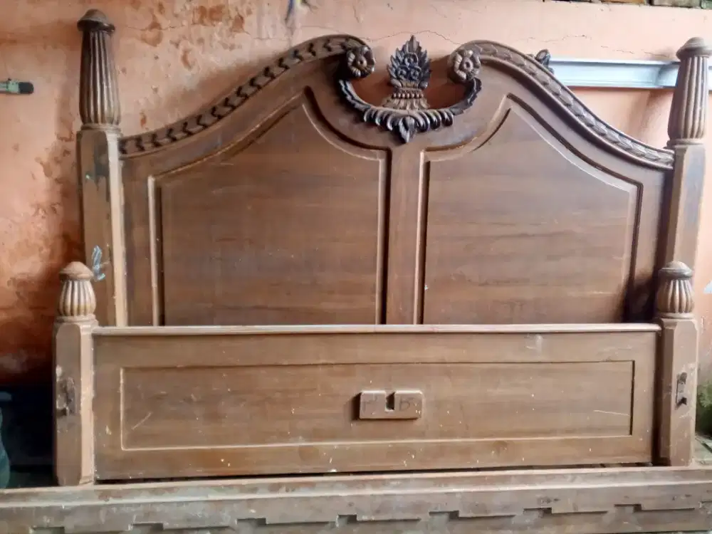 jual dipan kayu jati masih bagus, jati punya 2 jt 100 nego