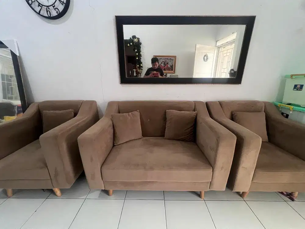 SOFA SECOND KONDISI SANGAT TERAWAT