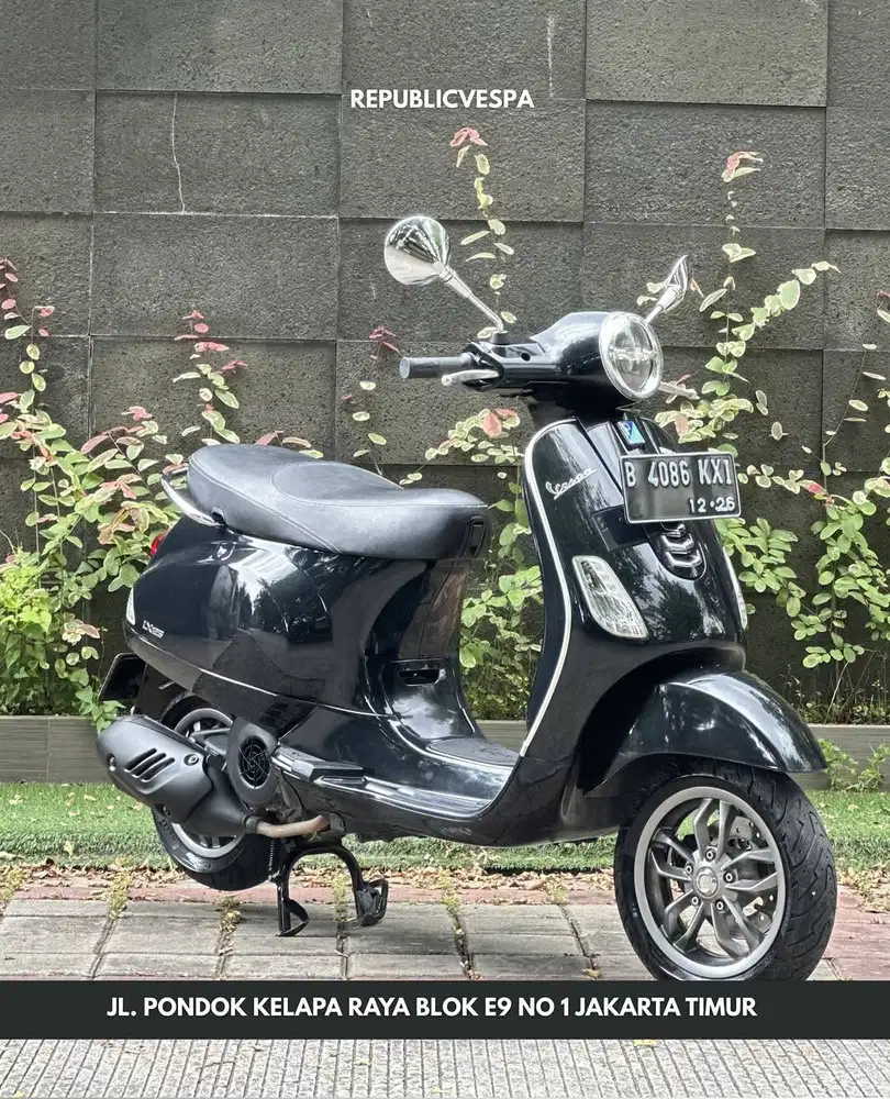 Piaggio Vespa LX 125 IGET FACELIFT TAHUN 2019 Warna BLACK CONVITO PERF
