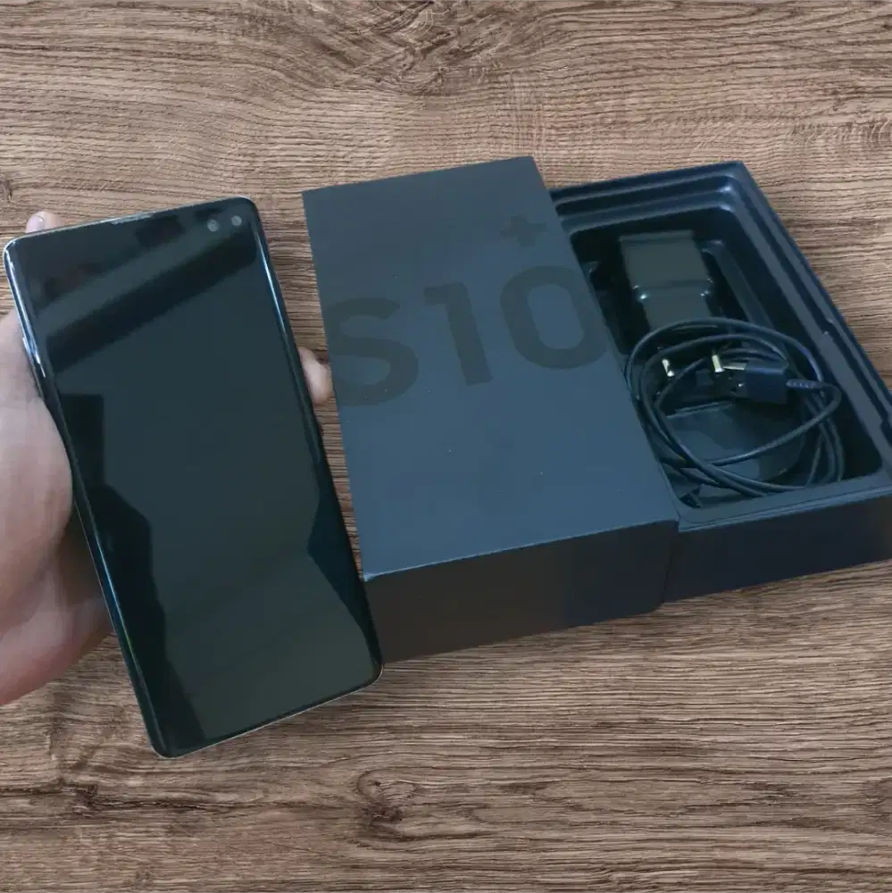 Samsung s10+ plus minus