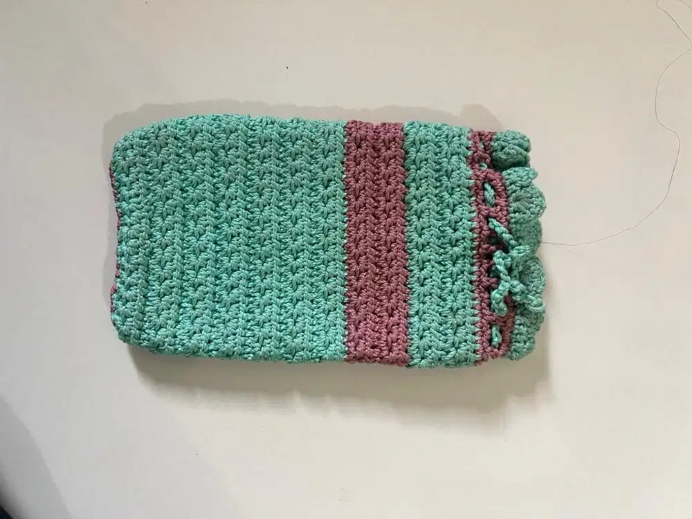 Pouch Handphone Rajut