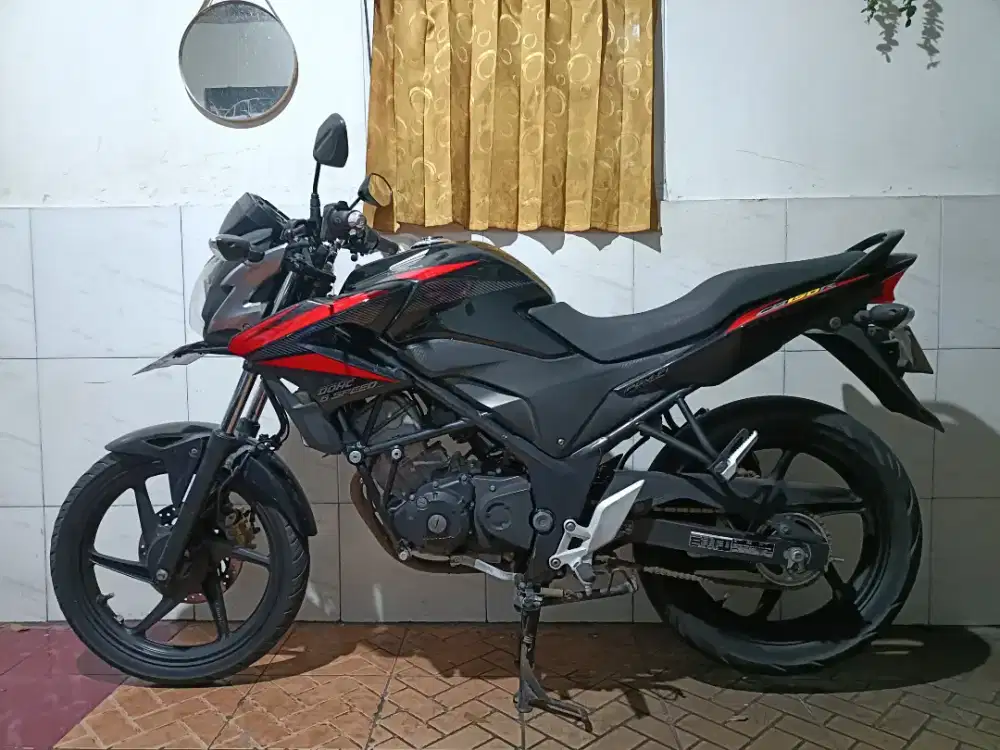Cb 150 tahun 2014 full original/tt boleh gan cash lebih bagus