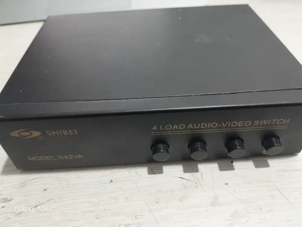 Rca video swicth 4 port