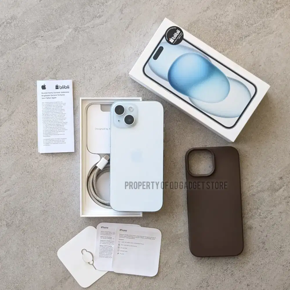 iPhone 15 128GB Blue Garansi RESMI Blibli Mulus Murah aja