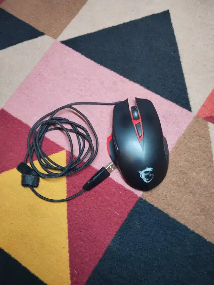 Mouse Gaming MSI INTERCEPTOR DS300 - Sesuai Gambar