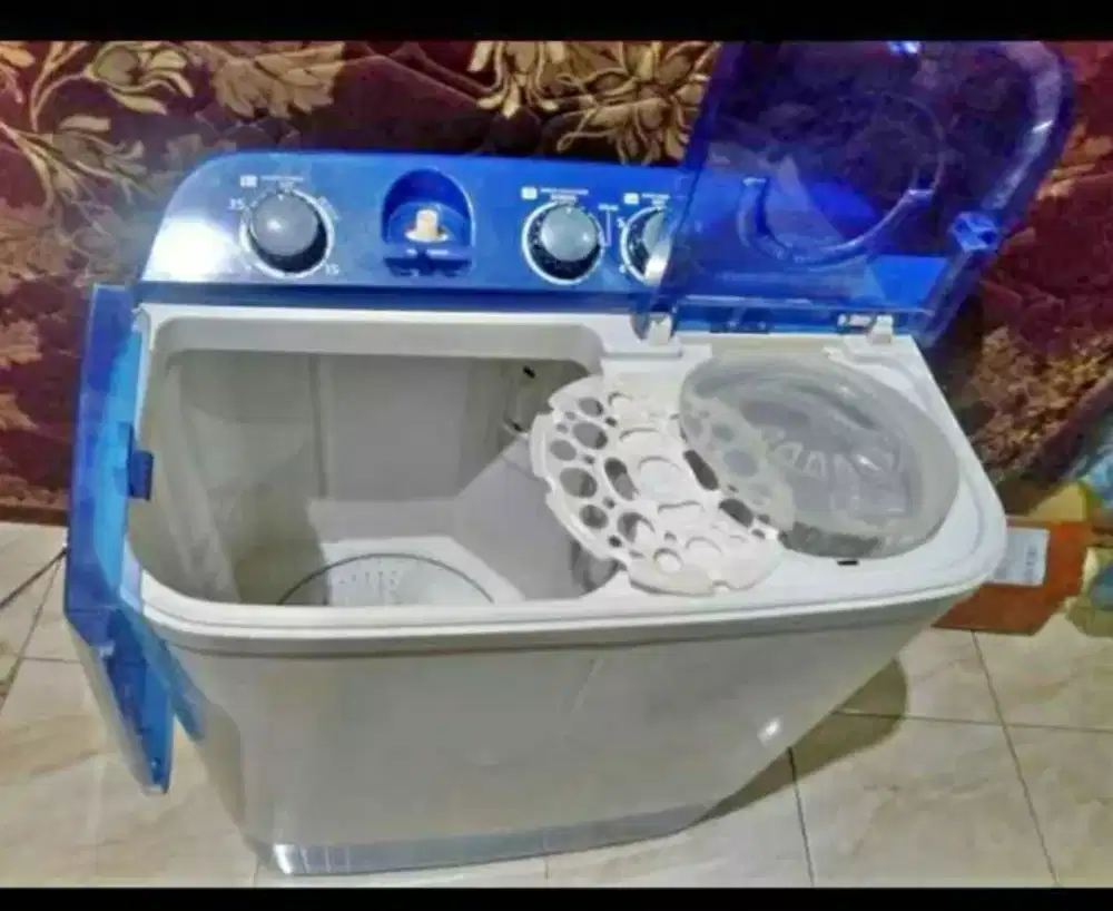 Mesin cuci 2 tabung Aqua 8kg