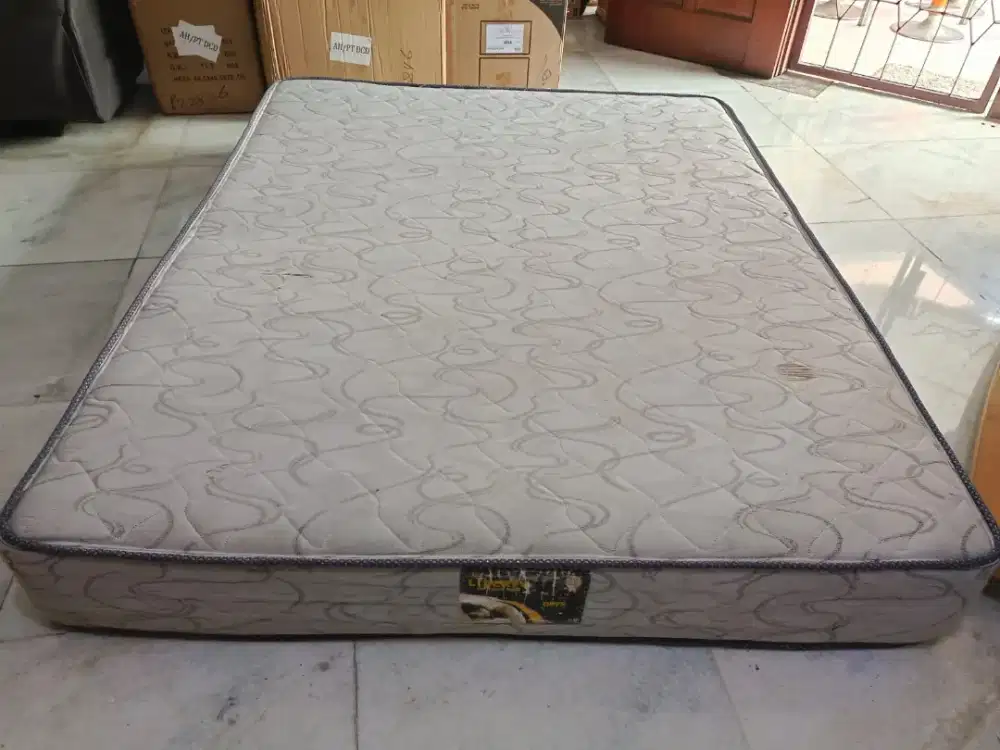 Springbed spring bed 160x200 masih bagus layak pakai