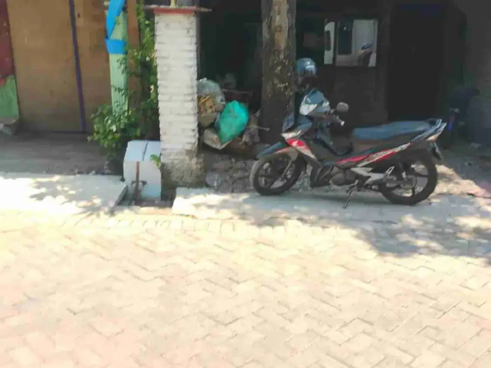 DI JUAL RUMAH
KEL. : MLORAH
KEC. : REJOSO
KAB  : NGANJUK