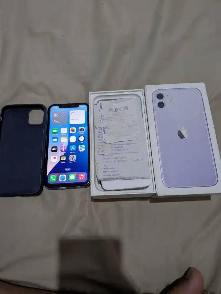 Iphone 64gb ibox fullset bisa TT