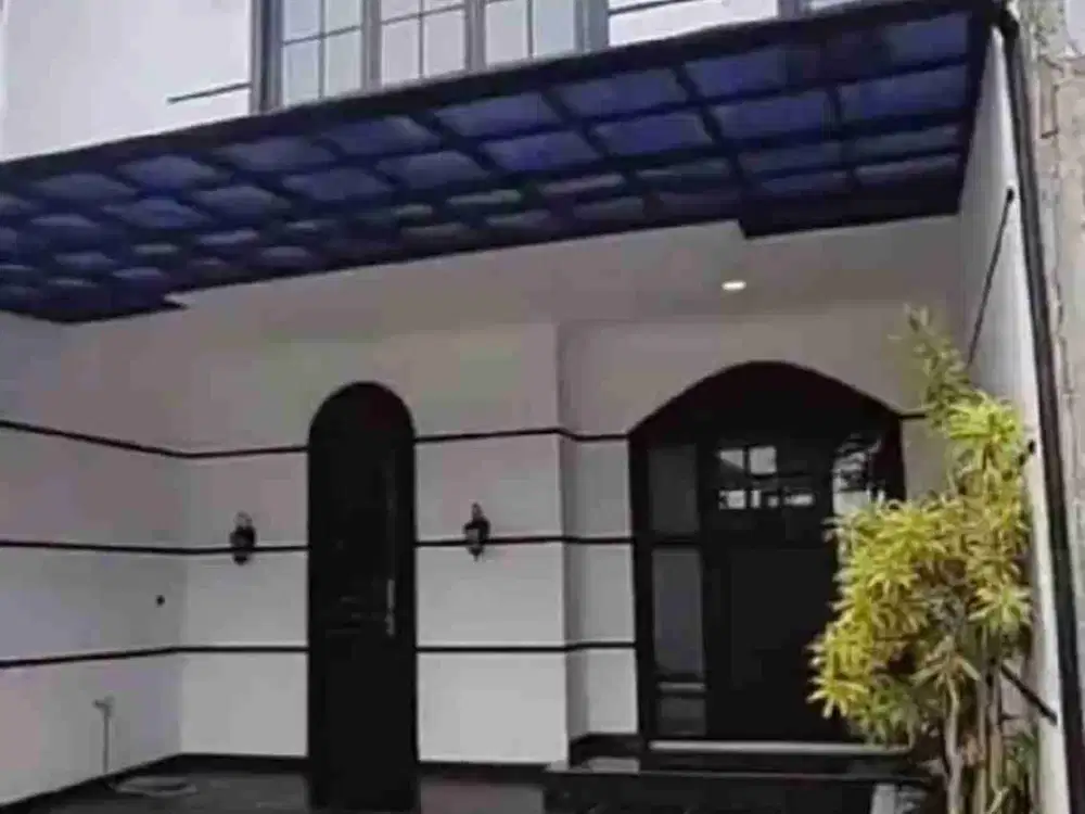 RUMAH MODERN CLASSIC AMERICA ADA POOL PRIBADI KREO LARANGAN CILEDUG