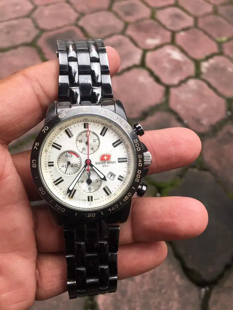 Jam tangan swissarmy