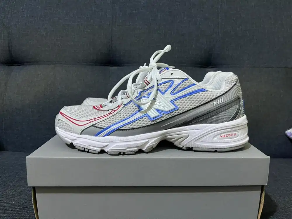 Sepatu New Balance NB 740 Grey Strip Blue Red