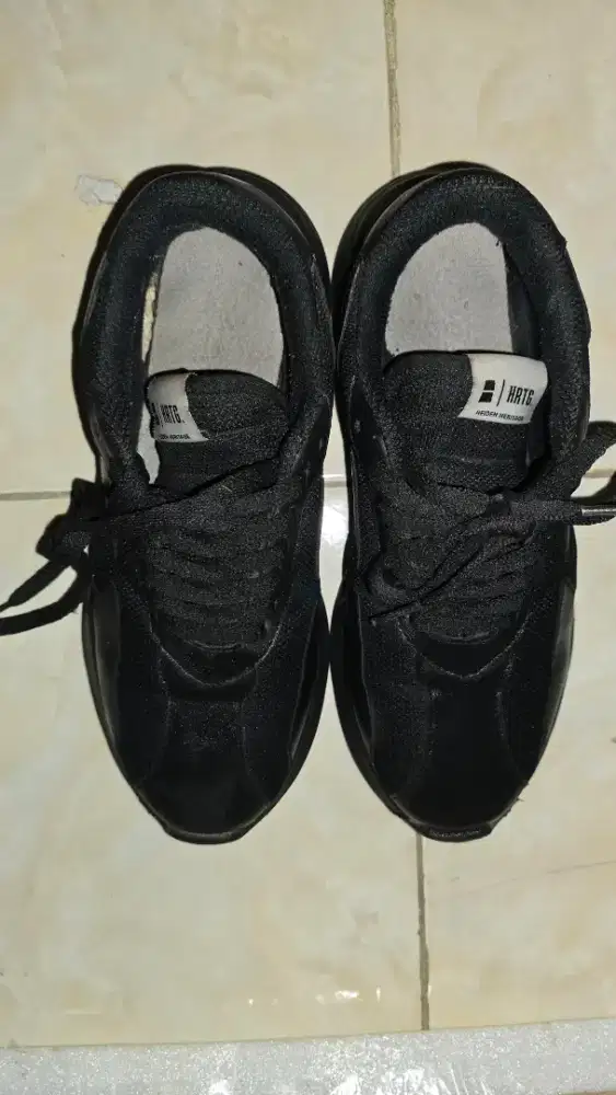 Sepatu Heiden Heritage