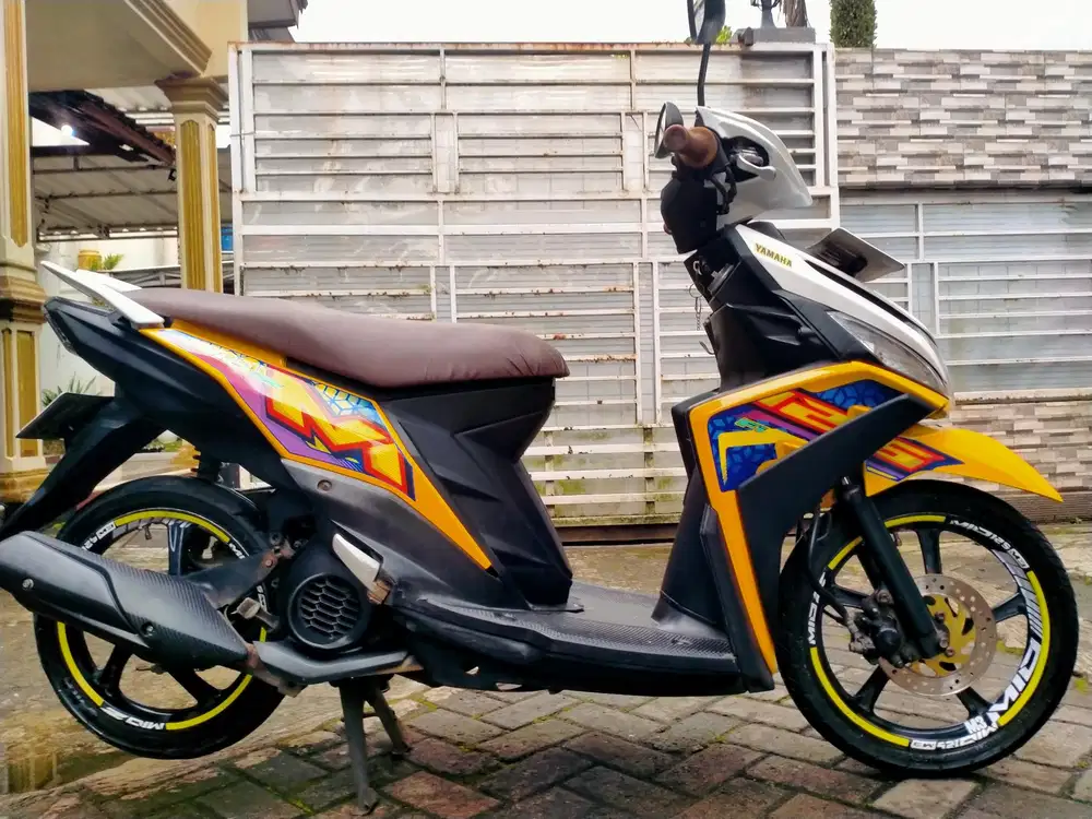 Yamaha Mio M3 125 lengkap motor sehat keterangan detail dibawah