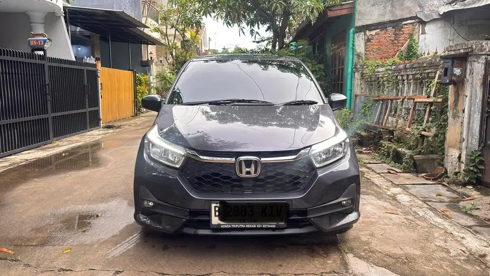 Mobil dijual honda brio E satya