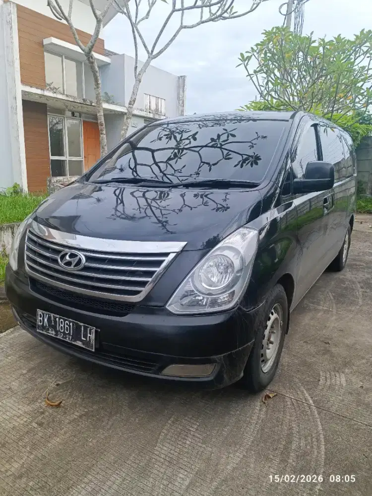 Menyewakan Kendaraan Mobil & Motor