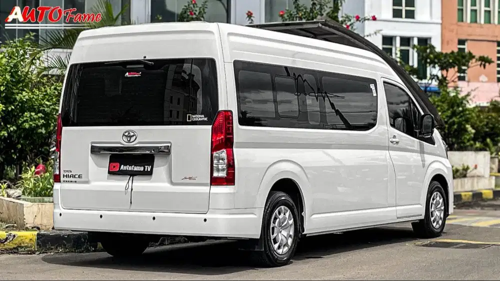 Toyota Hiace 2.8 Premio 16-Seater NIK 2025