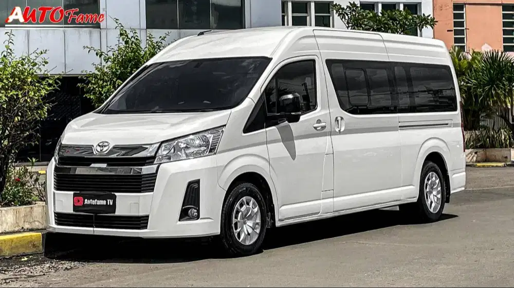 Toyota Hiace 2.8 Premio 16-Seater NIK 2025
