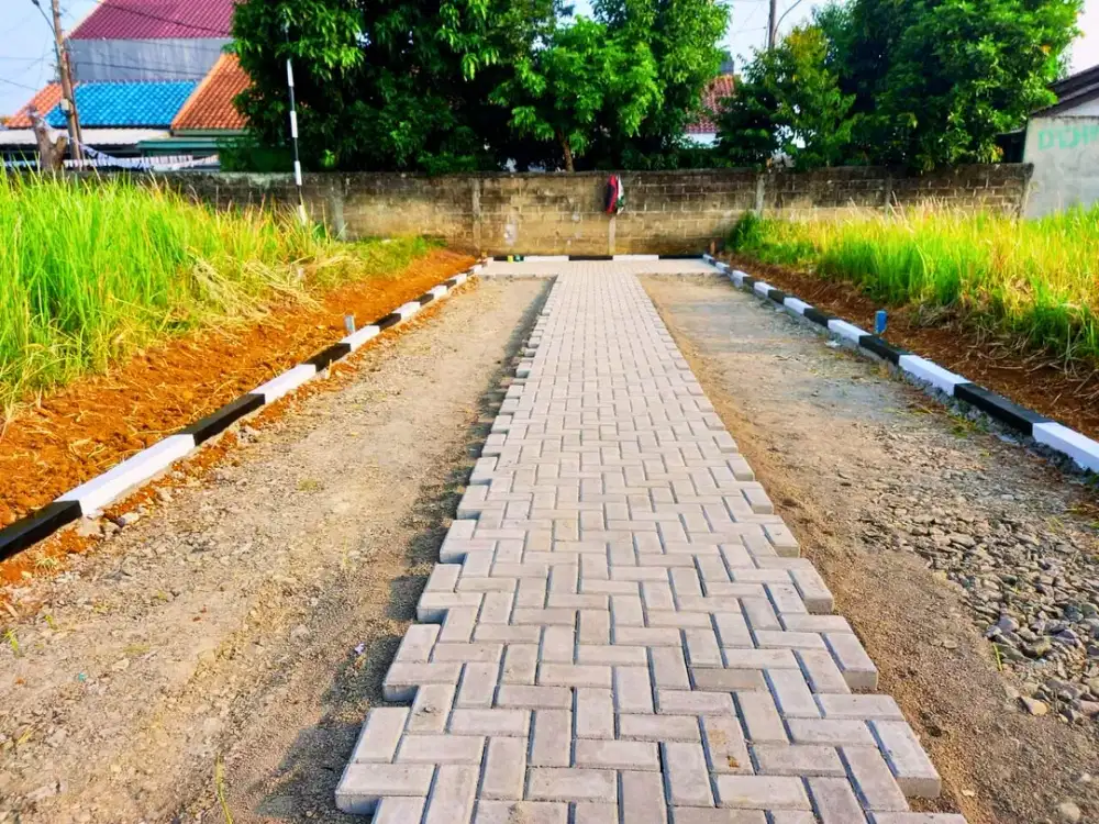 Kavling Siap Bangun Hunian Dekat Pintu Tol Kayu Manis, SHM Pecah