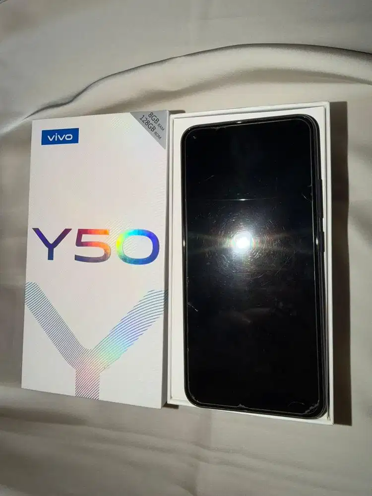 HP VIVO Y50 (BEKAS)