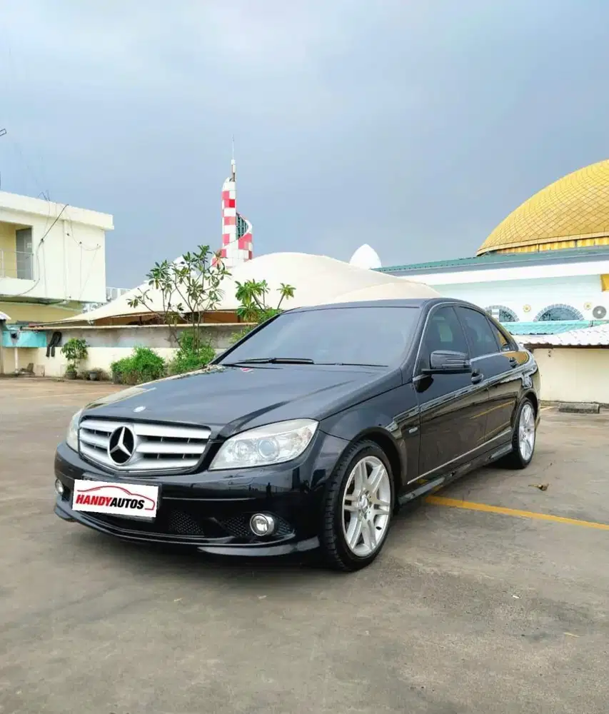Mercedes Benz C250 Avantgarde CGI Tahun 2011 Automatic Hitam