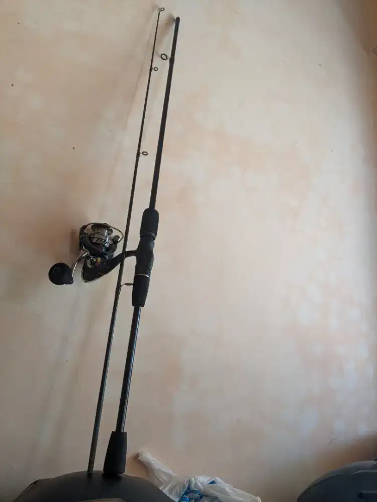 Pancing set 1.80m dan Katrol Besi 1000 & 3000 BARU