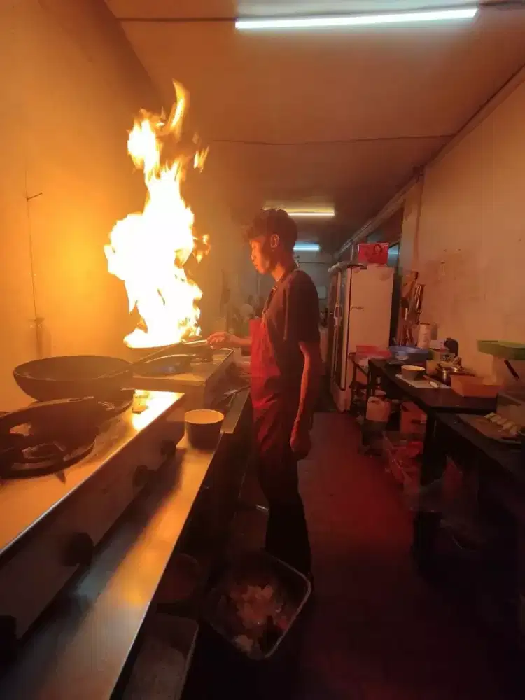 Mencari kerja di bidang cook hellper