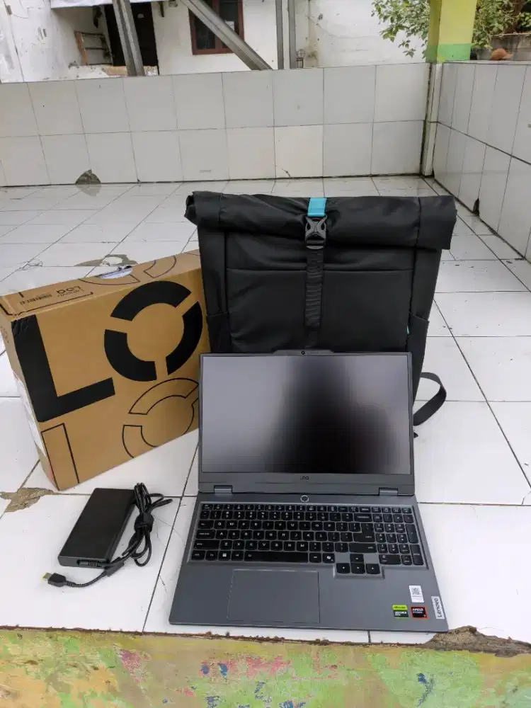 Lenovo LOQ 15 AMD Ryzen AI 7 250 16GB RAM/512GB SSD RTX 5050 8GB
