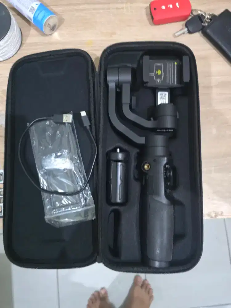 Steady Pro Gimbal Handphone bagus