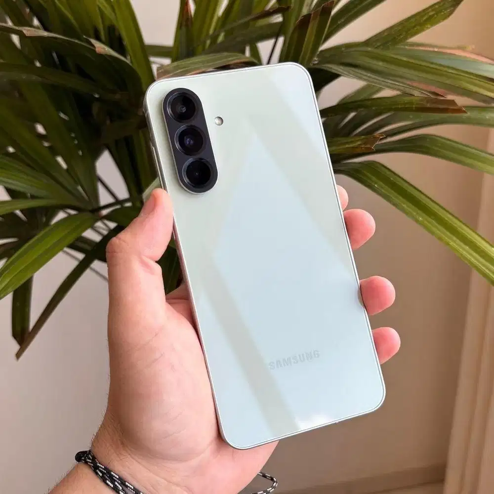 SAMSUNG GALAXY A56 5G 8/256 GARANSI ON JUAL CEPAT MURAH