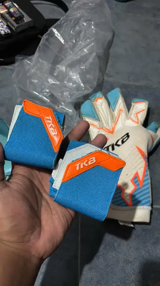 Gloves TKB size 10