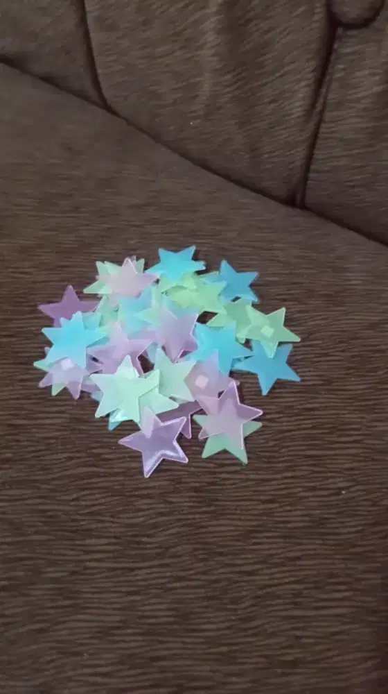 Wall Sticker Bintang Glow In The Dark