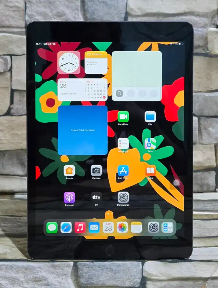 Ipad Gen 9 256Gb Wifi kelengkapan Ipad aja/batangan segel mulus 95%